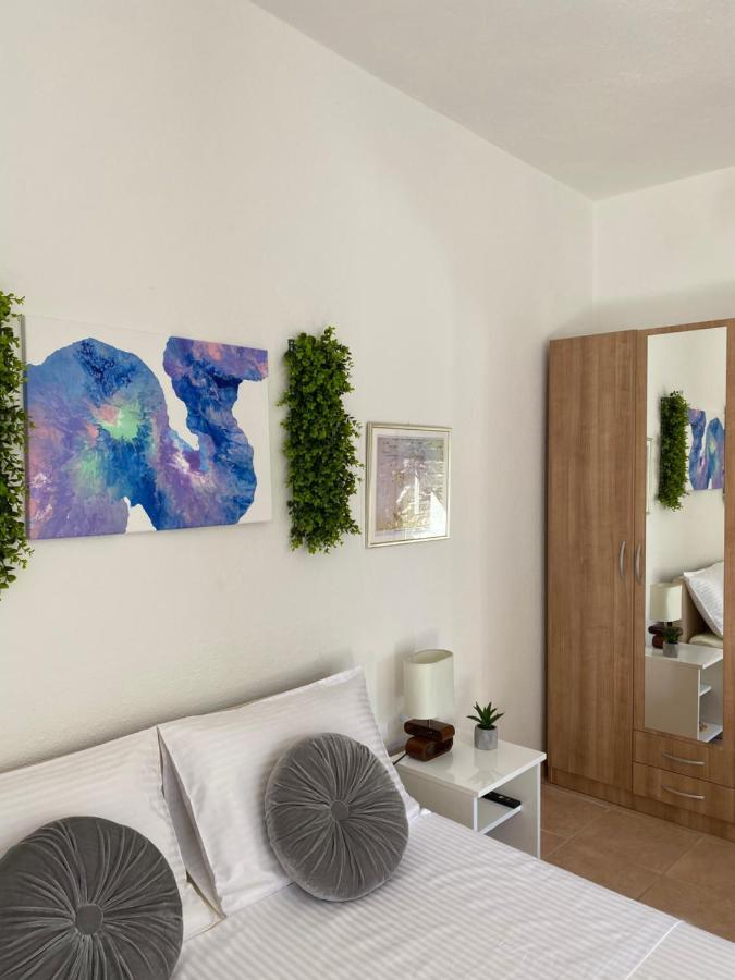 Apartment Sara トロギール エクステリア 写真
